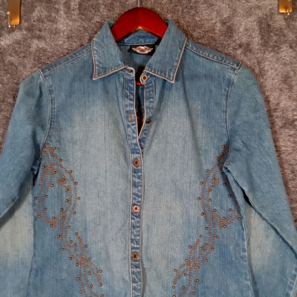 Harley-Davidson Blue Embroidered Button-Down Shirt Denium Costal Womens M - Picture 2 of 11
